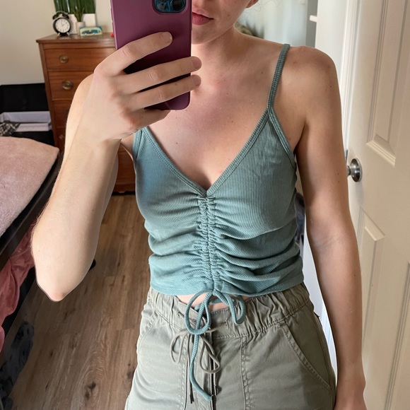 NWT cropped cami - Picture 9 of 9